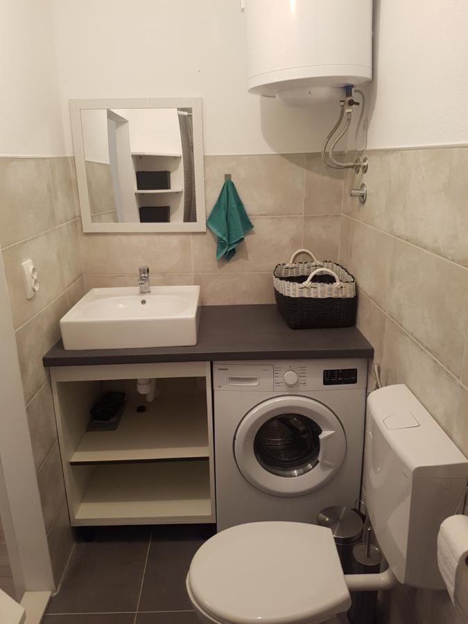 Apartment Mari Ostrvica Kültér fotó