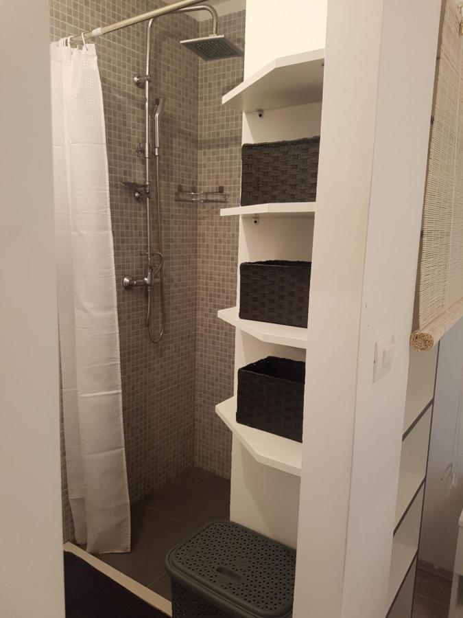 Apartment Mari Ostrvica Kültér fotó