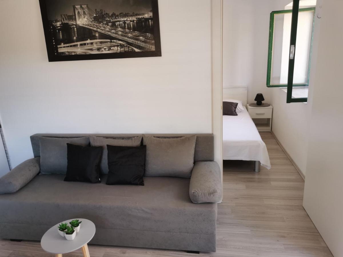 Apartment Mari Ostrvica Kültér fotó
