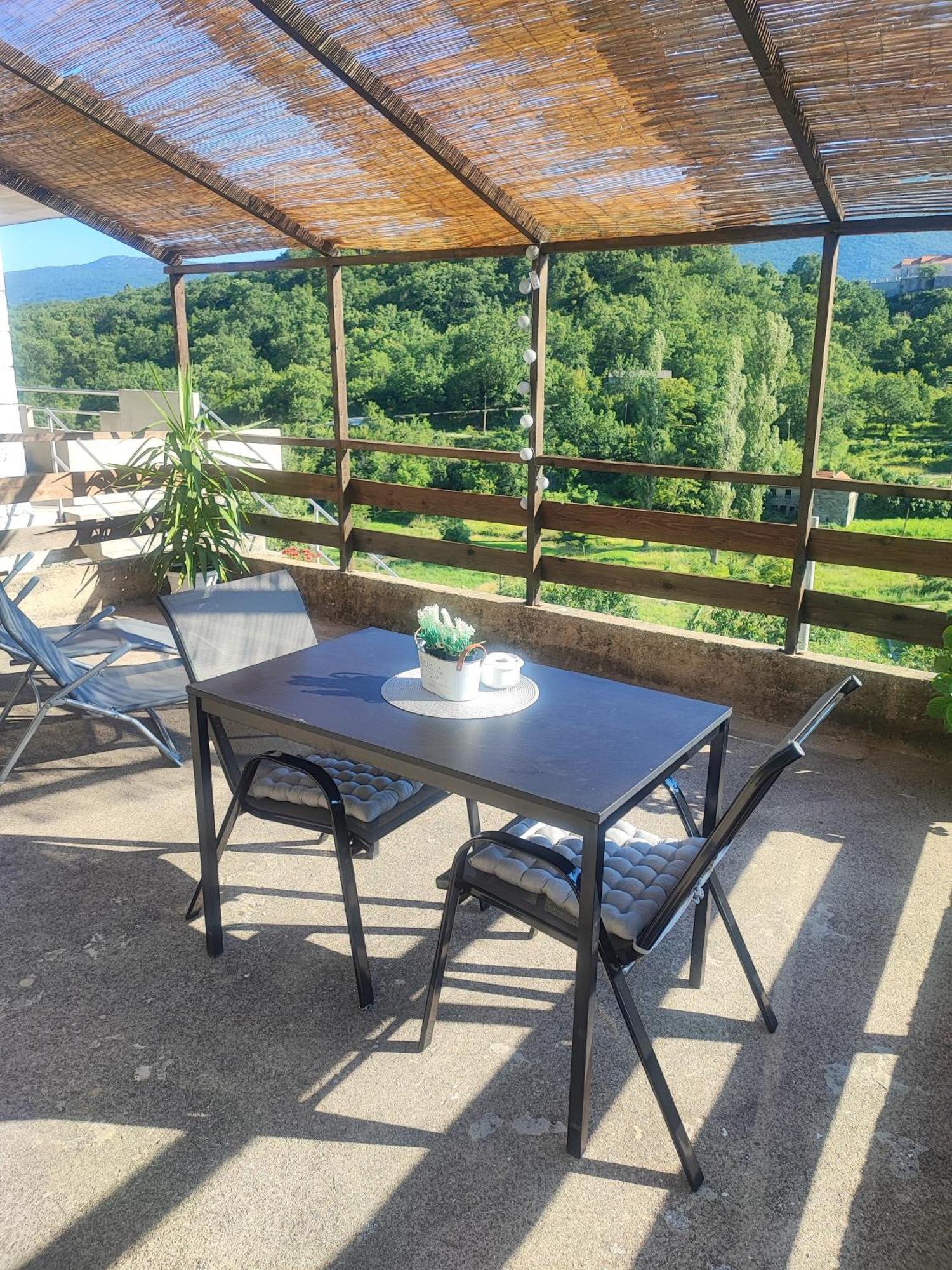 Apartment Mari Ostrvica Kültér fotó